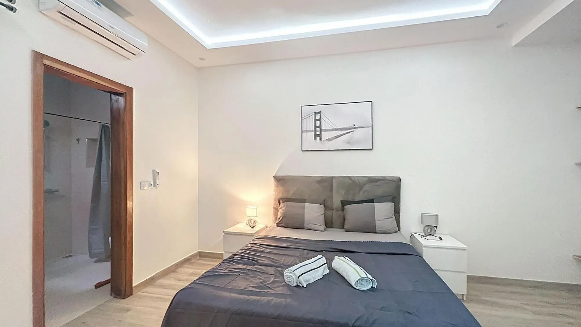 Apartment Appartement Parisien Dakar